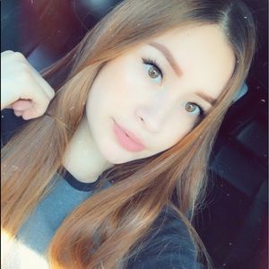 Meet your Posher, Charleen